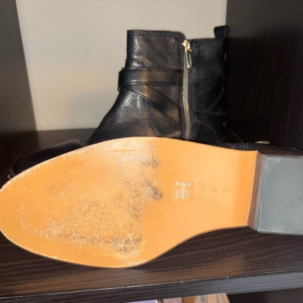 Coach Lannah/Lianne Women’s Black Leather Ankle Boots Sz9B. EXCELLENT CONDITION - Picture 5 of 12
